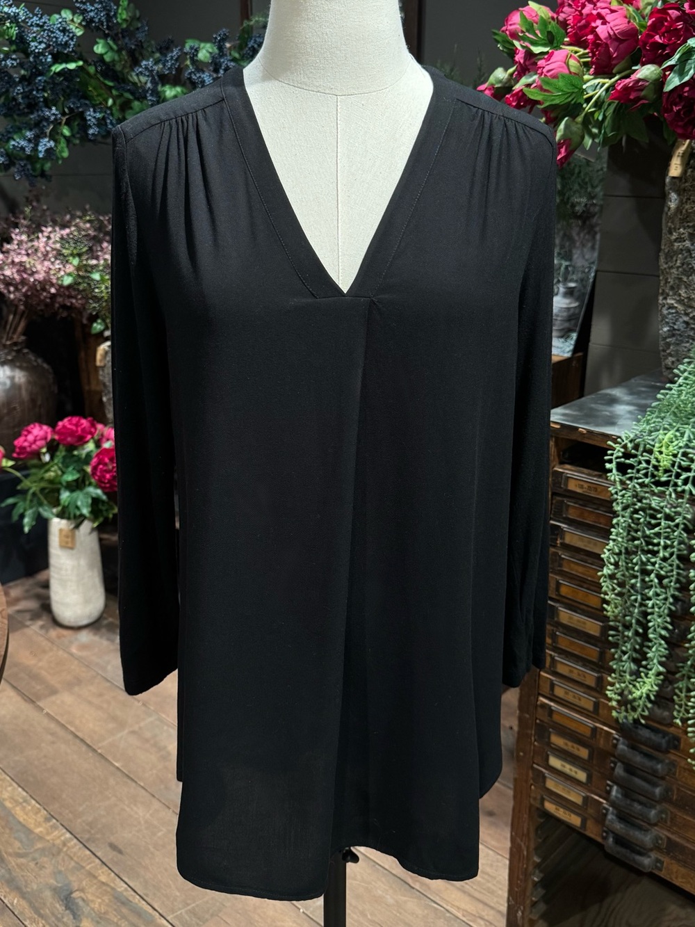 Pleione tunic top size small